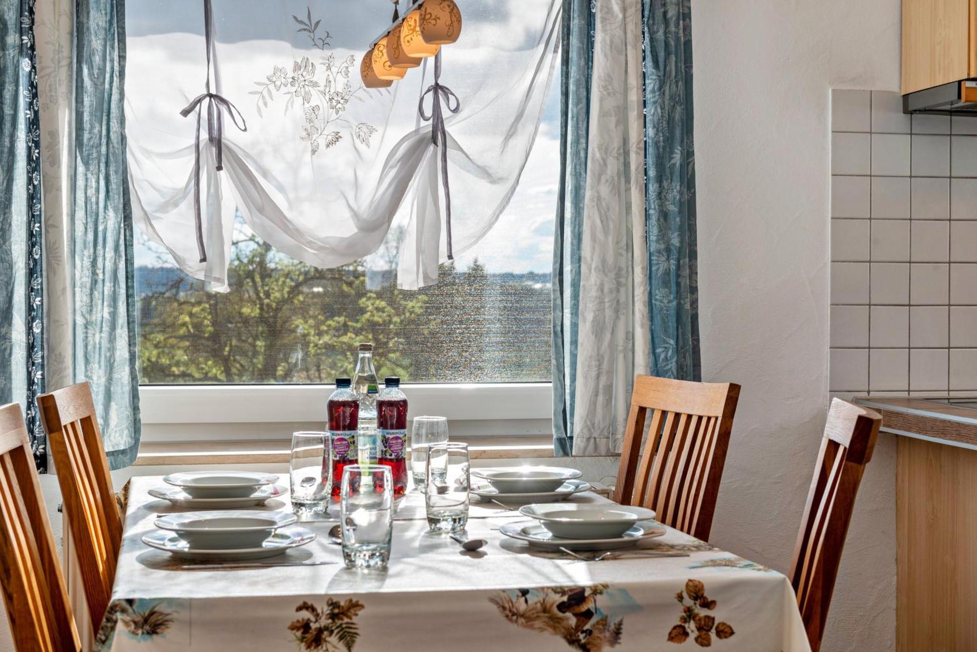 Apartamento Arnold Laubbach Ostrach Exterior foto