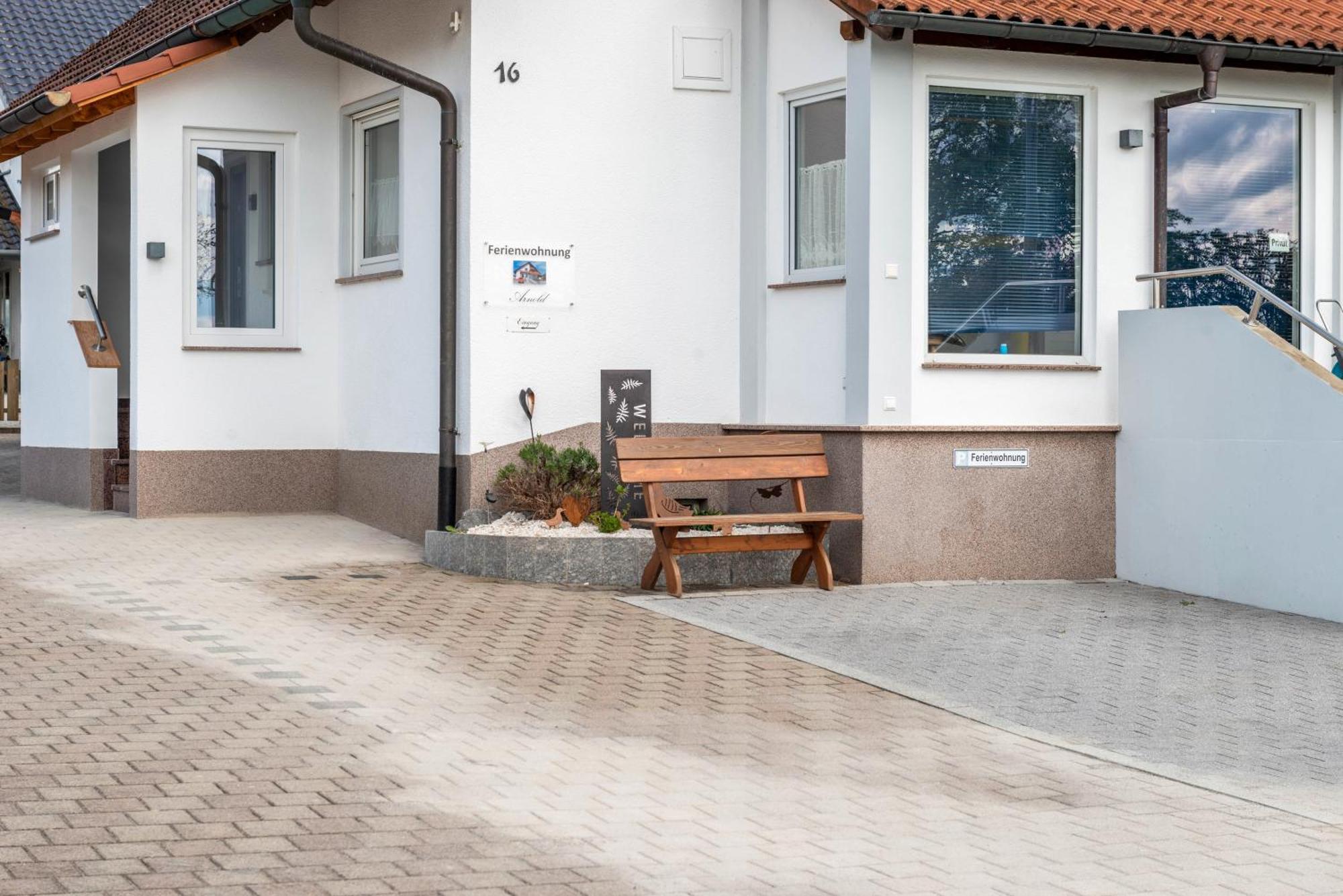 Apartamento Arnold Laubbach Ostrach Exterior foto