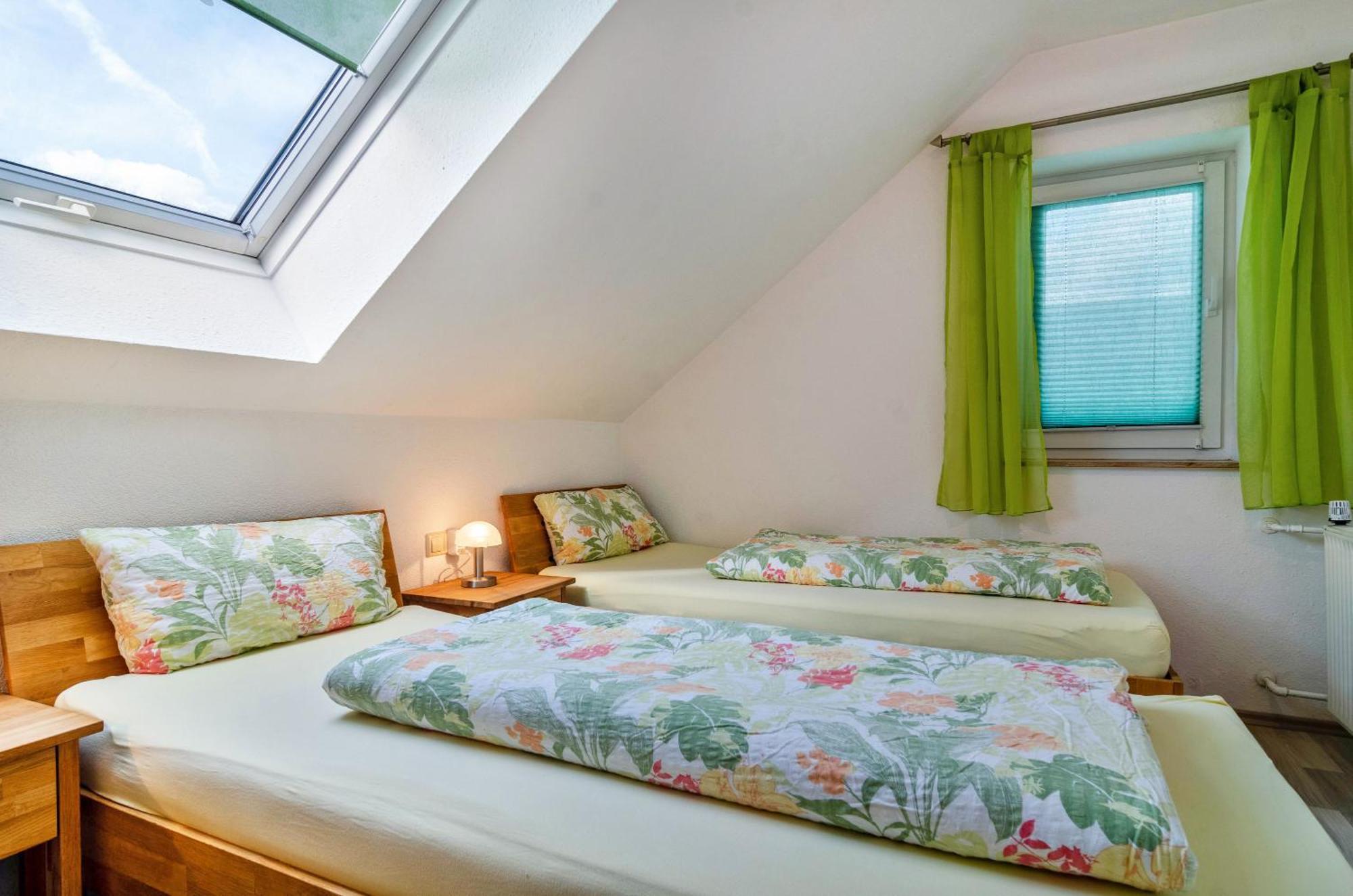 Apartamento Arnold Laubbach Ostrach Exterior foto