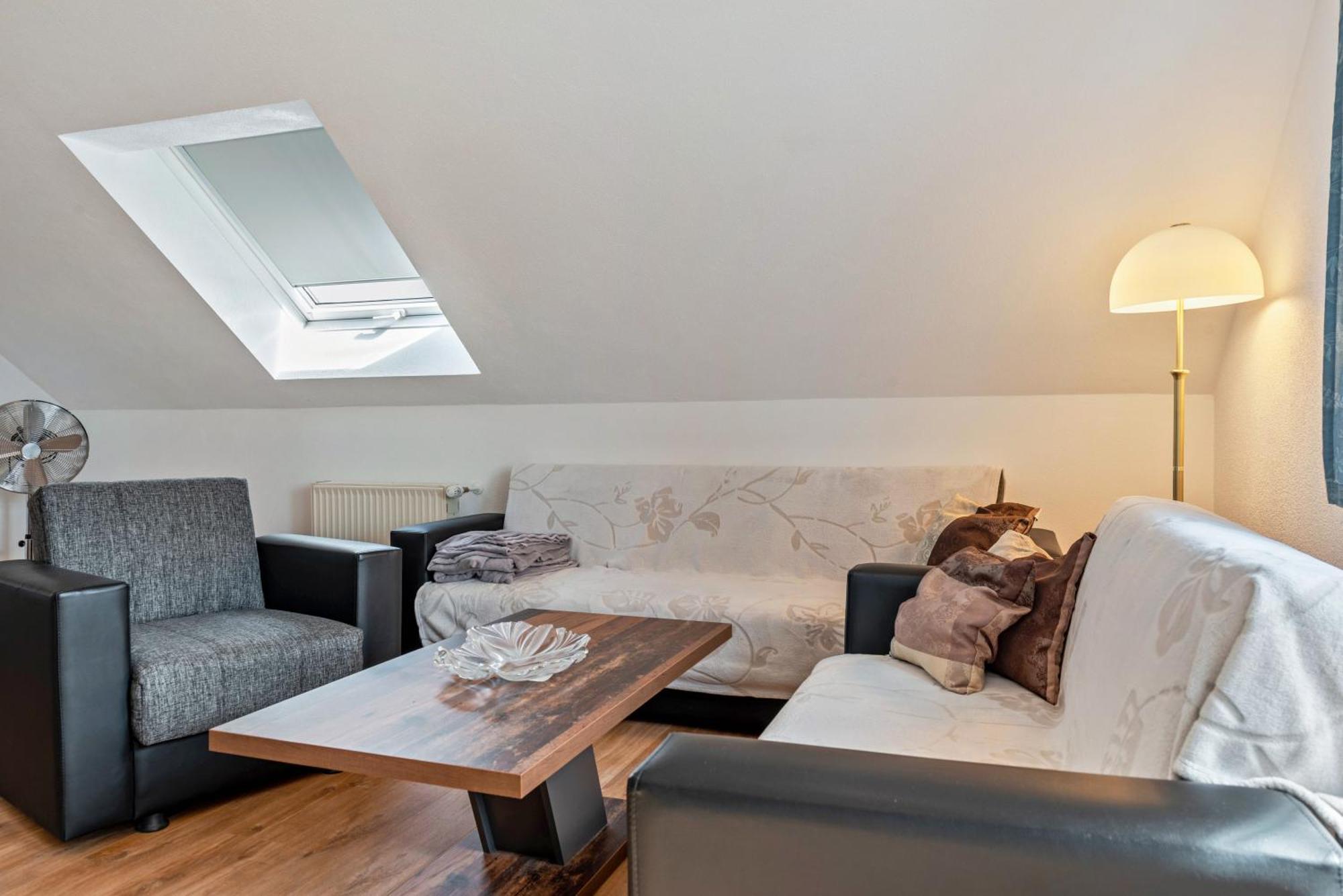 Apartamento Arnold Laubbach Ostrach Exterior foto