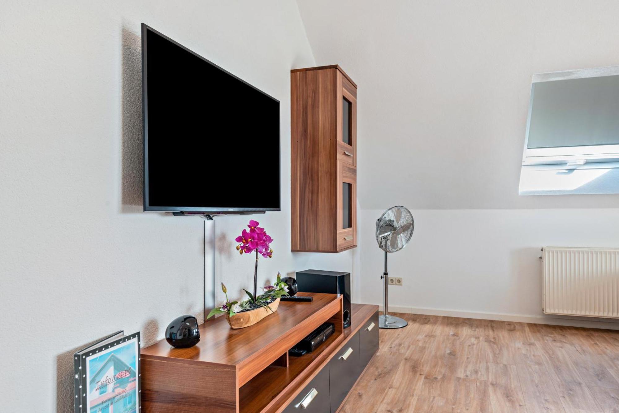 Apartamento Arnold Laubbach Ostrach Exterior foto